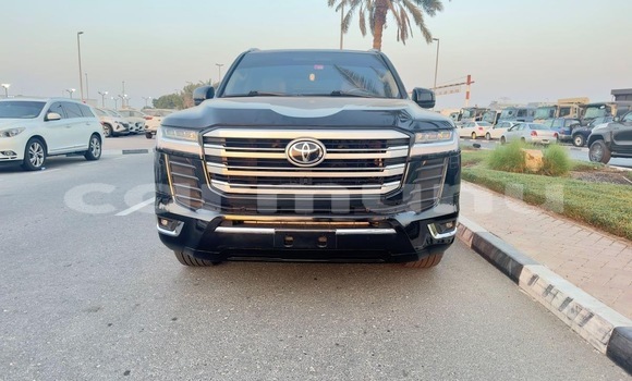 Acheter Occasion Voiture Toyota Land Cruiser Noir à Brazzaville, Commune de Brazzaville Acheter Occasion Voiture Toyota Land Cruiser Noir à Brazzaville, Commune de Brazzaville
