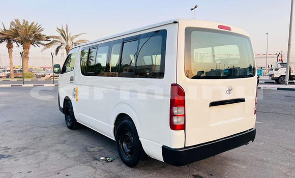 Acheter Occasion Voiture Toyota Hiace Blanc à Brazzaville, Commune de Brazzaville Acheter Occasion Voiture Toyota Hiace Blanc à Brazzaville, Commune de Brazzaville