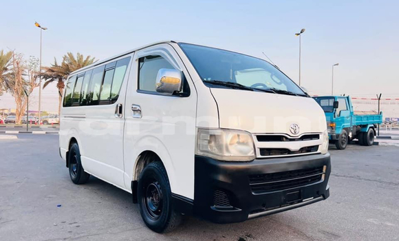 Acheter Occasion Voiture Toyota Hiace Blanc à Brazzaville, Commune de Brazzaville Acheter Occasion Voiture Toyota Hiace Blanc à Brazzaville, Commune de Brazzaville