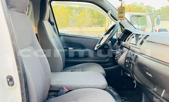 Acheter Occasion Voiture Toyota Hiace Blanc à Brazzaville, Commune de Brazzaville Acheter Occasion Voiture Toyota Hiace Blanc à Brazzaville, Commune de Brazzaville