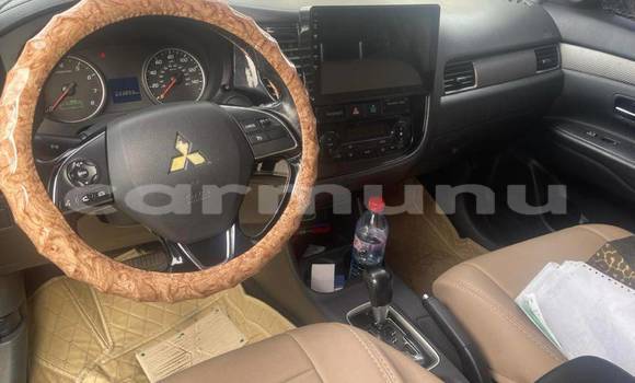 Acheter Occasion Voiture Mitsubishi Pajero Noir à Brazzaville, Commune de Brazzaville Acheter Occasion Voiture Mitsubishi Pajero Noir à Brazzaville, Commune de Brazzaville