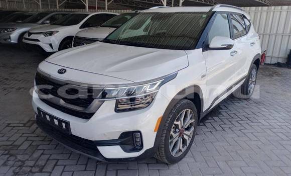 Acheter Occasion Voiture Kia Sedona Blanc à Brazzaville, Commune de Brazzaville Acheter Occasion Voiture Kia Sedona Blanc à Brazzaville, Commune de Brazzaville