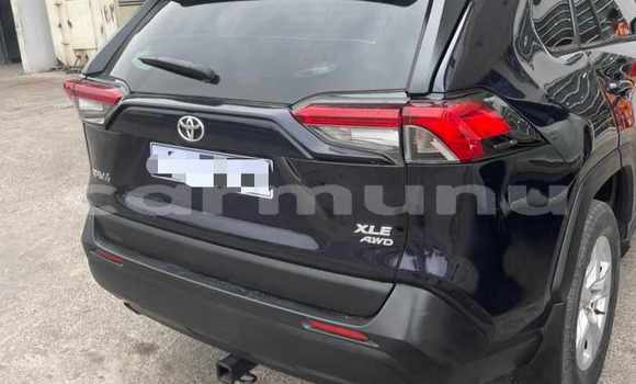 Acheter Occasion Voiture Toyota RAV4 Noir à Brazzaville, Commune de Brazzaville Acheter Occasion Voiture Toyota RAV4 Noir à Brazzaville, Commune de Brazzaville