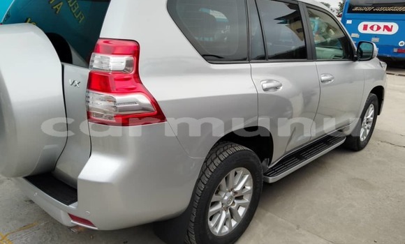 Acheter Occasion Voiture Toyota Land Cruiser Prado Autre à Brazzaville, Commune de Brazzaville Acheter Occasion Voiture Toyota Land Cruiser Prado Autre à Brazzaville, Commune de Brazzaville