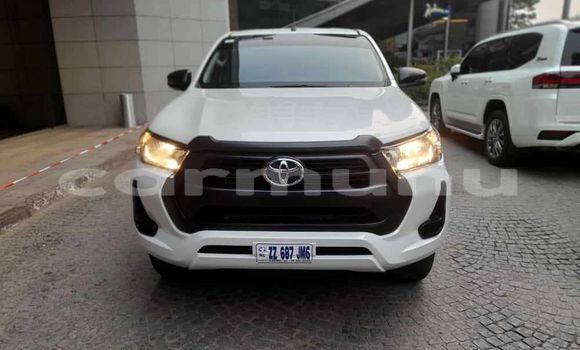 Acheter Occasion Voiture Toyota Hiluxe VIGO Blanc à Brazzaville, Commune de Brazzaville Acheter Occasion Voiture Toyota Hiluxe VIGO Blanc à Brazzaville, Commune de Brazzaville