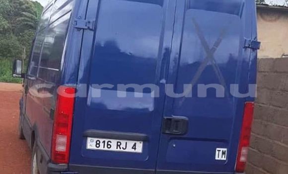 Acheter Occasion Utilitaire Ford AEV AMBULANCE Bleu à Brazzaville, Commune de Brazzaville Acheter Occasion Utilitaire Ford AEV AMBULANCE Bleu à Brazzaville, Commune de Brazzaville