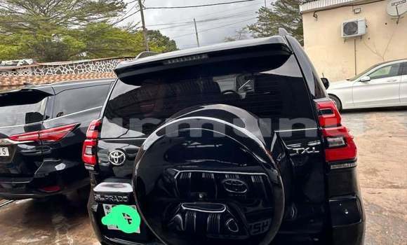 Acheter Occasion Voiture Toyota Highlander Noir à Brazzaville, Commune de Brazzaville Acheter Occasion Voiture Toyota Highlander Noir à Brazzaville, Commune de Brazzaville