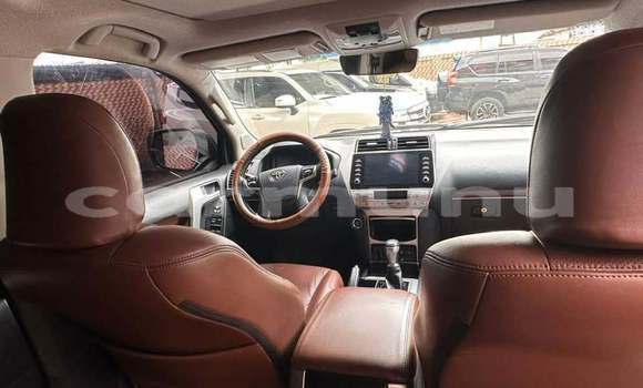 Acheter Occasion Voiture Toyota Highlander Noir à Brazzaville, Commune de Brazzaville Acheter Occasion Voiture Toyota Highlander Noir à Brazzaville, Commune de Brazzaville