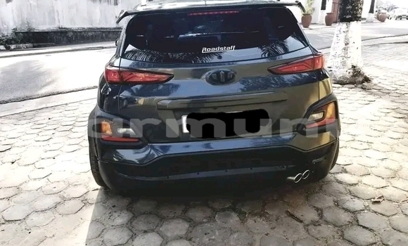 Acheter Occasion Voiture Hyundai Kona Noir à Brazzaville, Commune de Brazzaville Acheter Occasion Voiture Hyundai Kona Noir à Brazzaville, Commune de Brazzaville