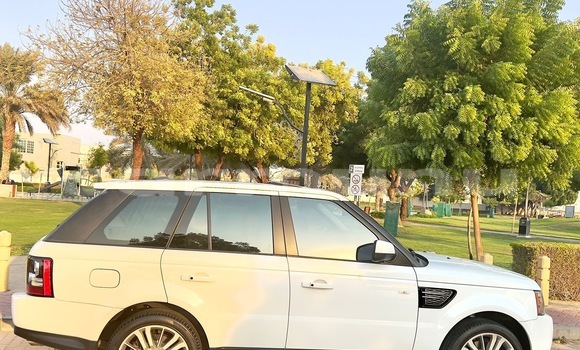 Acheter Occasion Voiture Land Rover Range Rover Sport Blanc à Pointe–Noire, Région du Kouilou Acheter Occasion Voiture Land Rover Range Rover Sport Blanc à Pointe–Noire, Région du Kouilou