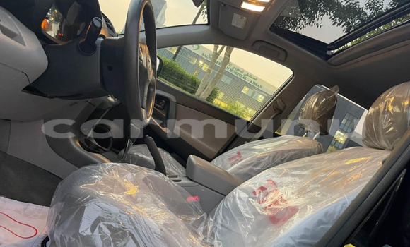 Acheter Occasion Voiture Toyota RAV4 Noir à Brazzaville, Commune de Brazzaville Acheter Occasion Voiture Toyota RAV4 Noir à Brazzaville, Commune de Brazzaville