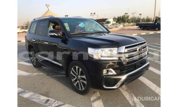 Buy Import Toyota Land Cruiser Black Car in Import - Dubai in Region of Bouenza Buy Import Toyota Land Cruiser Black Car in Import - Dubai in Region of Bouenza