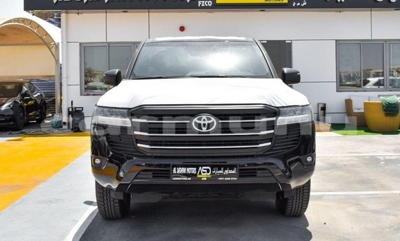 Acheter Neuf Voiture Toyota Land Cruiser Noir à Brazzaville, Commune de Brazzaville Acheter Neuf Voiture Toyota Land Cruiser Noir à Brazzaville, Commune de Brazzaville