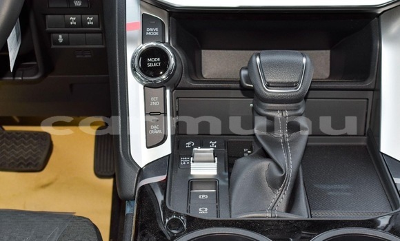 Acheter Neuf Voiture Toyota Land Cruiser Noir à Brazzaville, Commune de Brazzaville Acheter Neuf Voiture Toyota Land Cruiser Noir à Brazzaville, Commune de Brazzaville