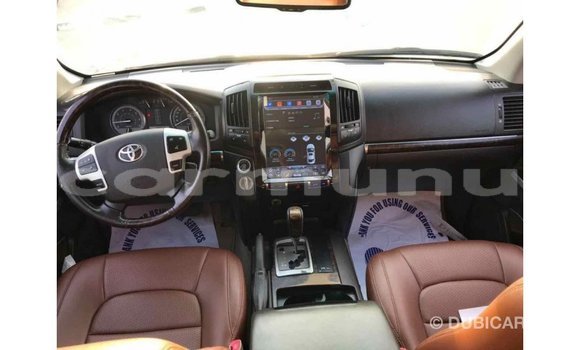 Buy Import Toyota Land Cruiser Black Car in Import - Dubai in Region of Bouenza Buy Import Toyota Land Cruiser Black Car in Import - Dubai in Region of Bouenza