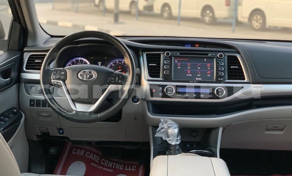 Acheter Occasion Voiture Toyota Highlander Autre à Brazzaville, Commune de Brazzaville Acheter Occasion Voiture Toyota Highlander Autre à Brazzaville, Commune de Brazzaville