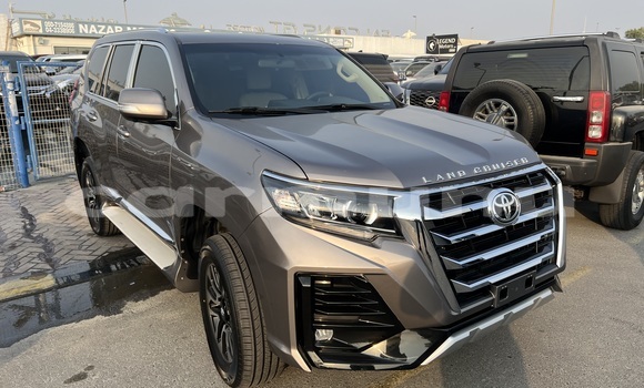 Acheter Occasion Voiture Toyota Prado Autre à Brazzaville, Commune de Brazzaville Acheter Occasion Voiture Toyota Prado Autre à Brazzaville, Commune de Brazzaville