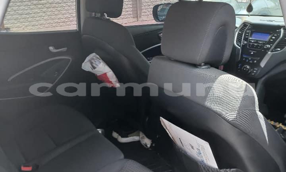 Acheter Occasion Voiture Hyundai Santa Fe Blanc à Brazzaville, Commune de Brazzaville Acheter Occasion Voiture Hyundai Santa Fe Blanc à Brazzaville, Commune de Brazzaville