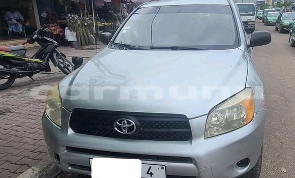 Acheter Occasion Voiture Toyota RAV4 Autre à Brazzaville, Commune de Brazzaville Acheter Occasion Voiture Toyota RAV4 Autre à Brazzaville, Commune de Brazzaville