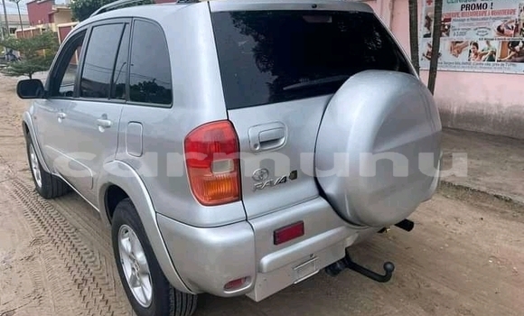 Acheter Occasion Voiture Toyota RAV4 Autre à Brazzaville, Commune de Brazzaville Acheter Occasion Voiture Toyota RAV4 Autre à Brazzaville, Commune de Brazzaville