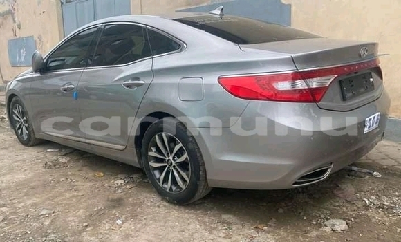 Acheter Occasion Voiture Hyundai Grandeur Autre à Brazzaville, Commune de Brazzaville Acheter Occasion Voiture Hyundai Grandeur Autre à Brazzaville, Commune de Brazzaville