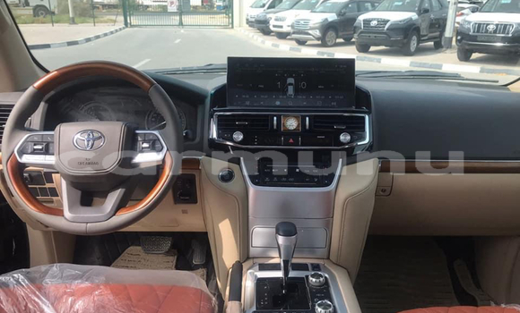 Buy Used Toyota Land Cruiser Black Car in Black Point in Kouilou region Buy Used Toyota Land Cruiser Black Car in Black Point in Kouilou region