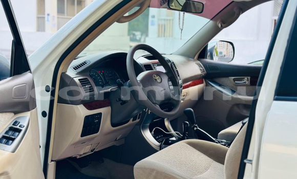 Acheter Occasion Voiture Toyota Prado Blanc à Pointe–Noire, Région du Kouilou Acheter Occasion Voiture Toyota Prado Blanc à Pointe–Noire, Région du Kouilou