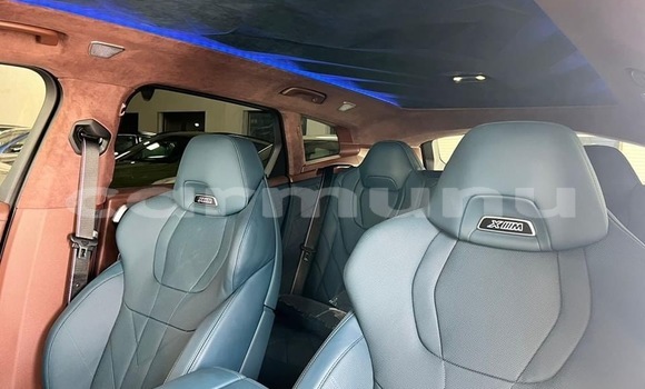 Acheter Neuf Voiture BMW X5 M Vert à Pointe–Noire, Région du Kouilou Acheter Neuf Voiture BMW X5 M Vert à Pointe–Noire, Région du Kouilou