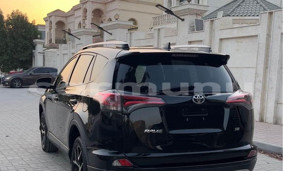 Acheter Occasion Voiture Toyota RAV4 Noir à Pointe–Noire, Région du Kouilou Acheter Occasion Voiture Toyota RAV4 Noir à Pointe–Noire, Région du Kouilou