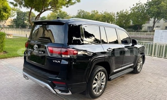 Buy Used Toyota Land Cruiser Black Car in Black Point in Kouilou region Buy Used Toyota Land Cruiser Black Car in Black Point in Kouilou region