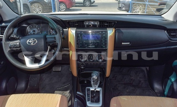 Acheter Occasion Voiture Toyota Fortuner Blanc à Pointe–Noire, Région du Kouilou Acheter Occasion Voiture Toyota Fortuner Blanc à Pointe–Noire, Région du Kouilou