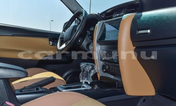 Acheter Occasion Voiture Toyota Fortuner Blanc à Pointe–Noire, Région du Kouilou Acheter Occasion Voiture Toyota Fortuner Blanc à Pointe–Noire, Région du Kouilou