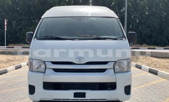 Acheter Occasion Voiture Toyota Hiace Blanc à Owando, Cuvette-Ouest Acheter Occasion Voiture Toyota Hiace Blanc à Owando, Cuvette-Ouest