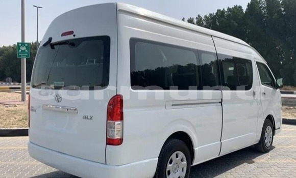 Acheter Occasion Voiture Toyota Hiace Blanc à Brazzaville, Commune de Brazzaville Acheter Occasion Voiture Toyota Hiace Blanc à Brazzaville, Commune de Brazzaville