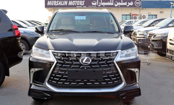 Acheter Occasion Voiture Lexus LX 570 Noir à Brazzaville, Commune de Brazzaville Acheter Occasion Voiture Lexus LX 570 Noir à Brazzaville, Commune de Brazzaville