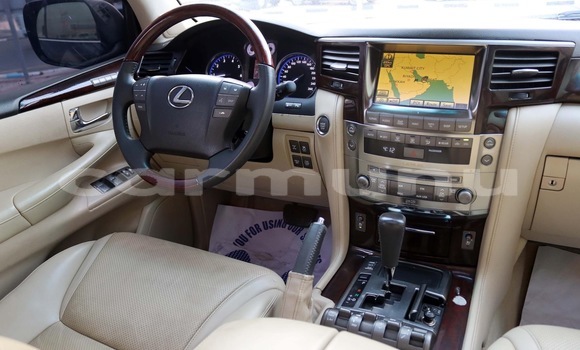 Acheter Occasion Voiture Lexus LX 570 Noir à Brazzaville, Commune de Brazzaville Acheter Occasion Voiture Lexus LX 570 Noir à Brazzaville, Commune de Brazzaville