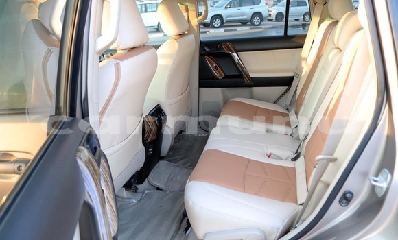 Acheter Occasion Voiture Toyota Prado Gris à Pointe–Noire, Région du Kouilou Acheter Occasion Voiture Toyota Prado Gris à Pointe–Noire, Région du Kouilou