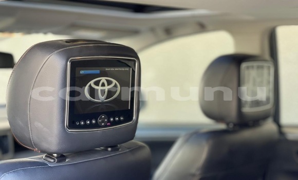 Acheter Occasion Voiture Toyota RAV4 Gris à Brazzaville, Commune de Brazzaville Acheter Occasion Voiture Toyota RAV4 Gris à Brazzaville, Commune de Brazzaville