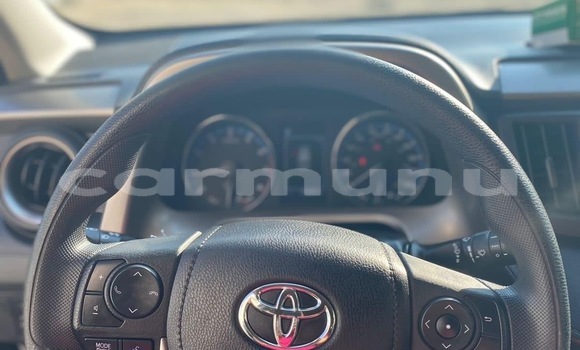 Acheter Occasion Voiture Toyota RAV4 Gris à Brazzaville, Commune de Brazzaville Acheter Occasion Voiture Toyota RAV4 Gris à Brazzaville, Commune de Brazzaville