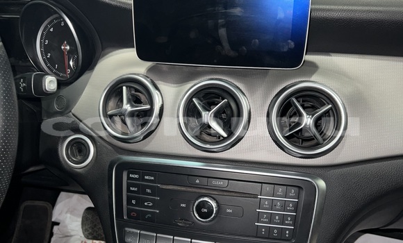 Acheter Occasion Voiture Mercedes-Benz GLA-klasse Blanc à Brazzaville, Commune de Brazzaville Acheter Occasion Voiture Mercedes-Benz GLA-klasse Blanc à Brazzaville, Commune de Brazzaville