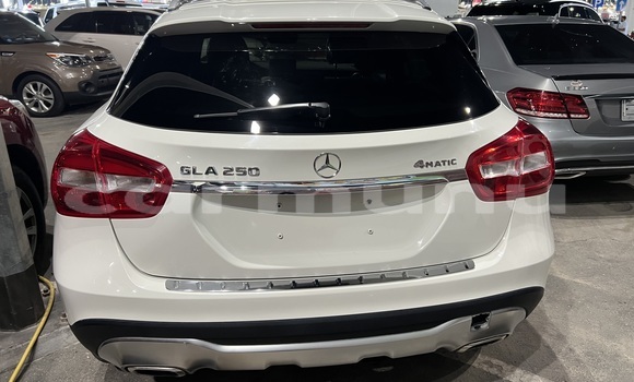 Acheter Occasion Voiture Mercedes-Benz GLA-klasse Blanc à Brazzaville, Commune de Brazzaville Acheter Occasion Voiture Mercedes-Benz GLA-klasse Blanc à Brazzaville, Commune de Brazzaville