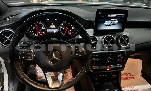 Acheter Occasion Voiture Mercedes-Benz GLA-klasse Blanc à Brazzaville, Commune de Brazzaville Acheter Occasion Voiture Mercedes-Benz GLA-klasse Blanc à Brazzaville, Commune de Brazzaville