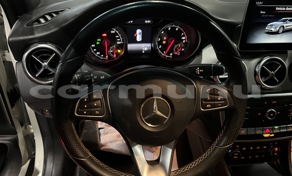 Acheter Occasion Voiture Mercedes-Benz GLA-klasse Blanc à Brazzaville, Commune de Brazzaville Acheter Occasion Voiture Mercedes-Benz GLA-klasse Blanc à Brazzaville, Commune de Brazzaville