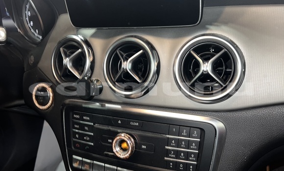 Buy Used Mercedes-Benz G-klasse Silver Car in Brazzaville in Municipality of Brazzaville Buy Used Mercedes-Benz G-klasse Silver Car in Brazzaville in Municipality of Brazzaville