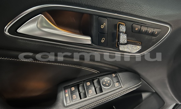 Buy Used Mercedes-Benz G-klasse Silver Car in Brazzaville in Municipality of Brazzaville Buy Used Mercedes-Benz G-klasse Silver Car in Brazzaville in Municipality of Brazzaville