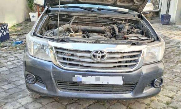 Acheter Occasion Voiture Toyota Hilux Noir à Brazzaville, Commune de Brazzaville Acheter Occasion Voiture Toyota Hilux Noir à Brazzaville, Commune de Brazzaville