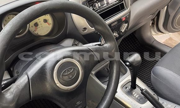 Buy Used Toyota RAV4 White Car in Brazzaville in Municipality of Brazzaville Buy Used Toyota RAV4 White Car in Brazzaville in Municipality of Brazzaville
