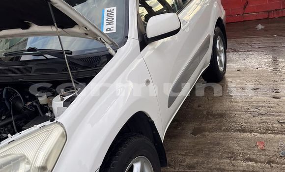 Buy Used Toyota RAV4 White Car in Brazzaville in Municipality of Brazzaville Buy Used Toyota RAV4 White Car in Brazzaville in Municipality of Brazzaville