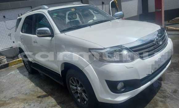 Buy Used Toyota Fortuner White Car in Brazzaville in Municipality of Brazzaville Buy Used Toyota Fortuner White Car in Brazzaville in Municipality of Brazzaville