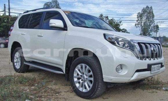 Acheter Occasion Voiture Toyota Land Cruiser Prado Blanc à Pointe–Noire, Région du Kouilou Acheter Occasion Voiture Toyota Land Cruiser Prado Blanc à Pointe–Noire, Région du Kouilou